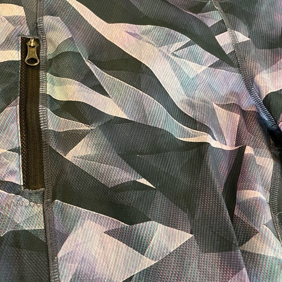 Lululemon leggings size 12 - Picture 2 of 3